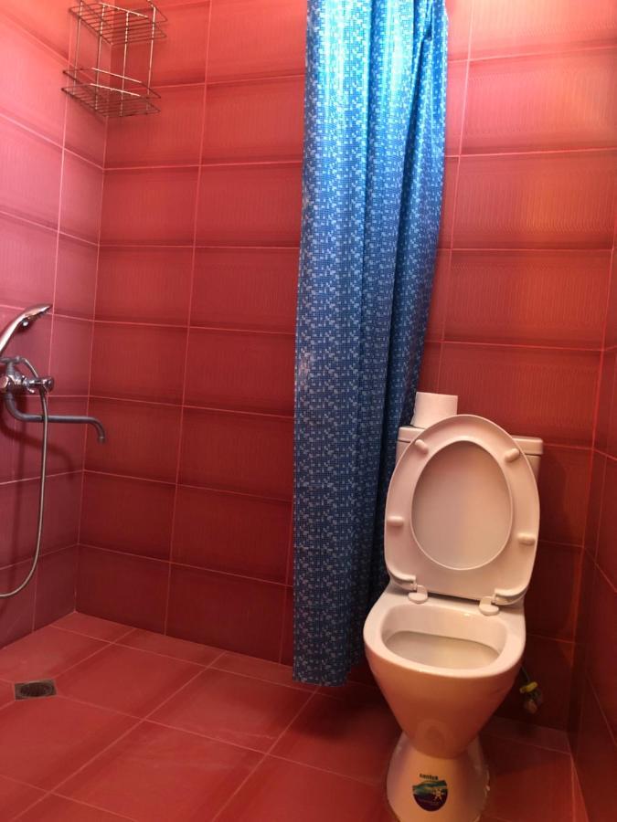 Doors Hotel Kutaisi Luaran gambar