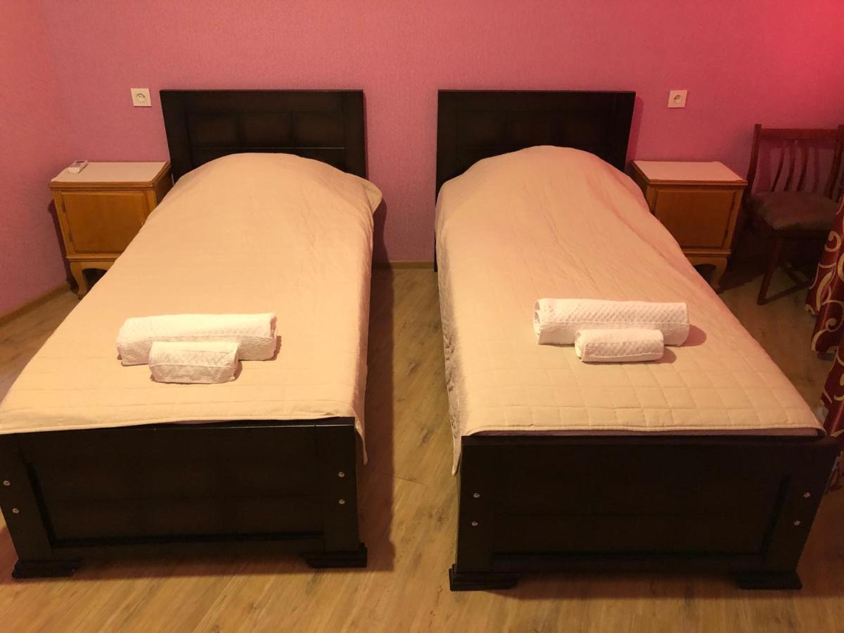 Doors Hotel Kutaisi Luaran gambar