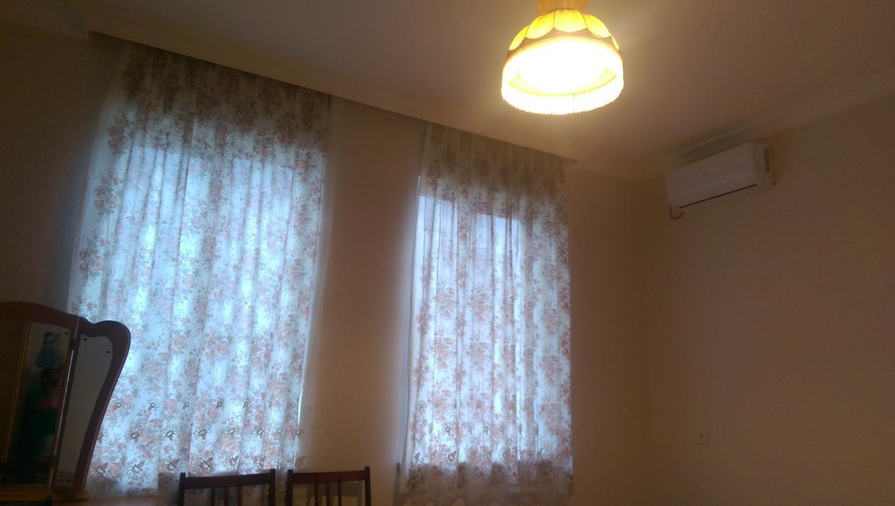Doors Hotel Kutaisi Luaran gambar