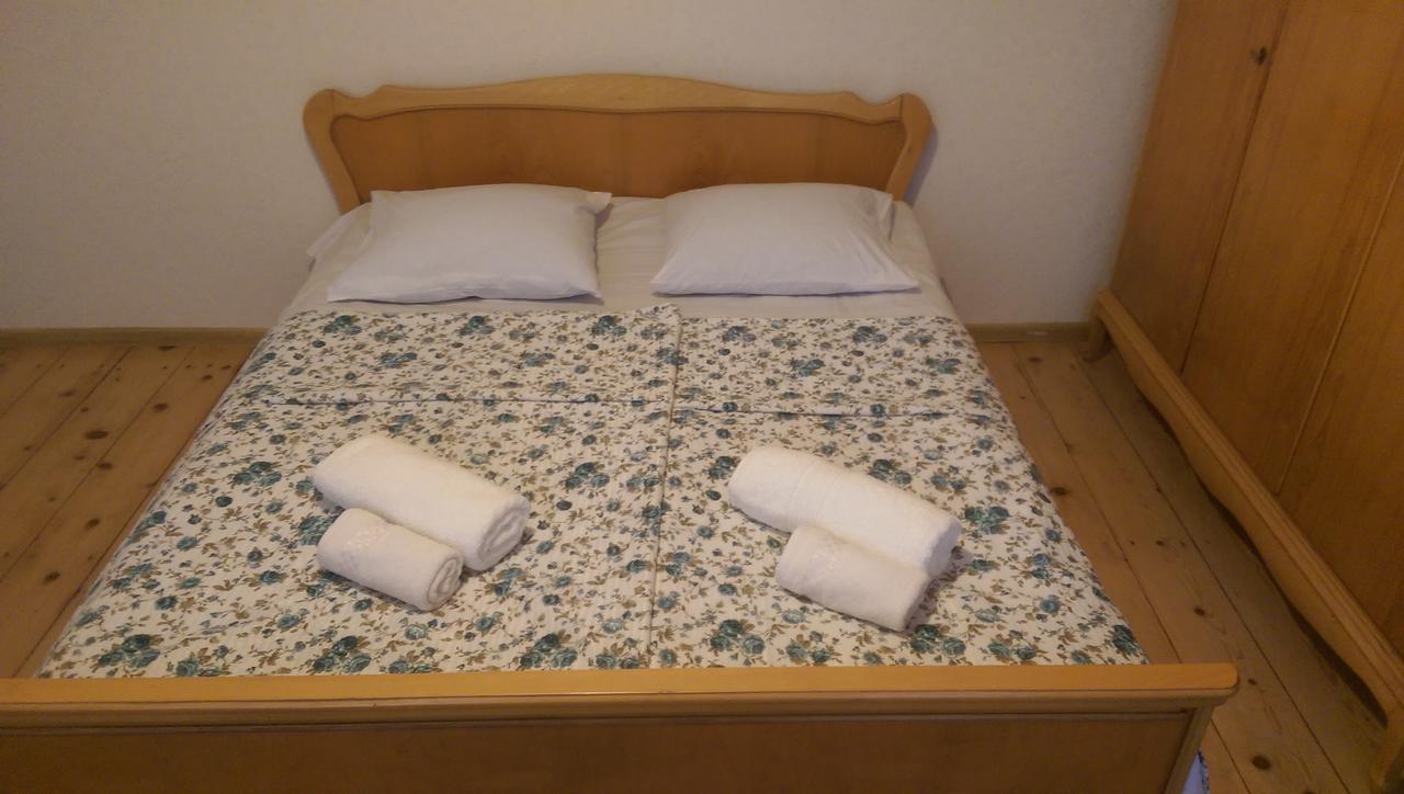 Doors Hotel Kutaisi Luaran gambar
