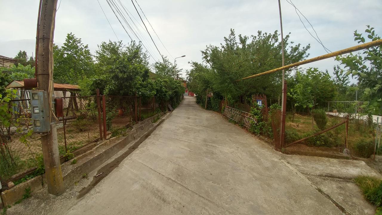 Doors Hotel Kutaisi Luaran gambar