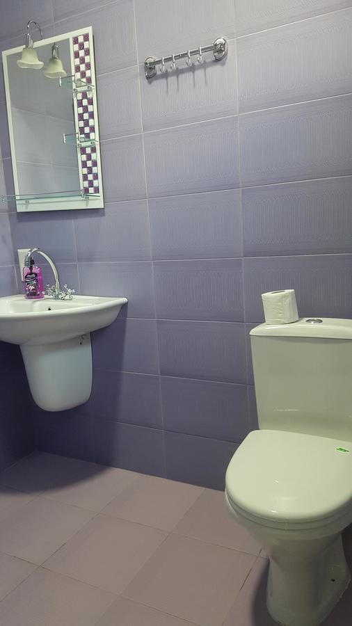 Doors Hotel Kutaisi Luaran gambar